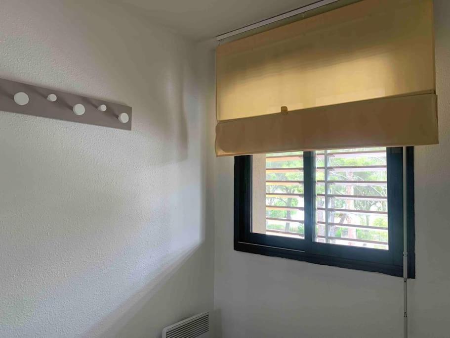 Les Appartements De La Marina Sanary-sur-Mer Esterno foto