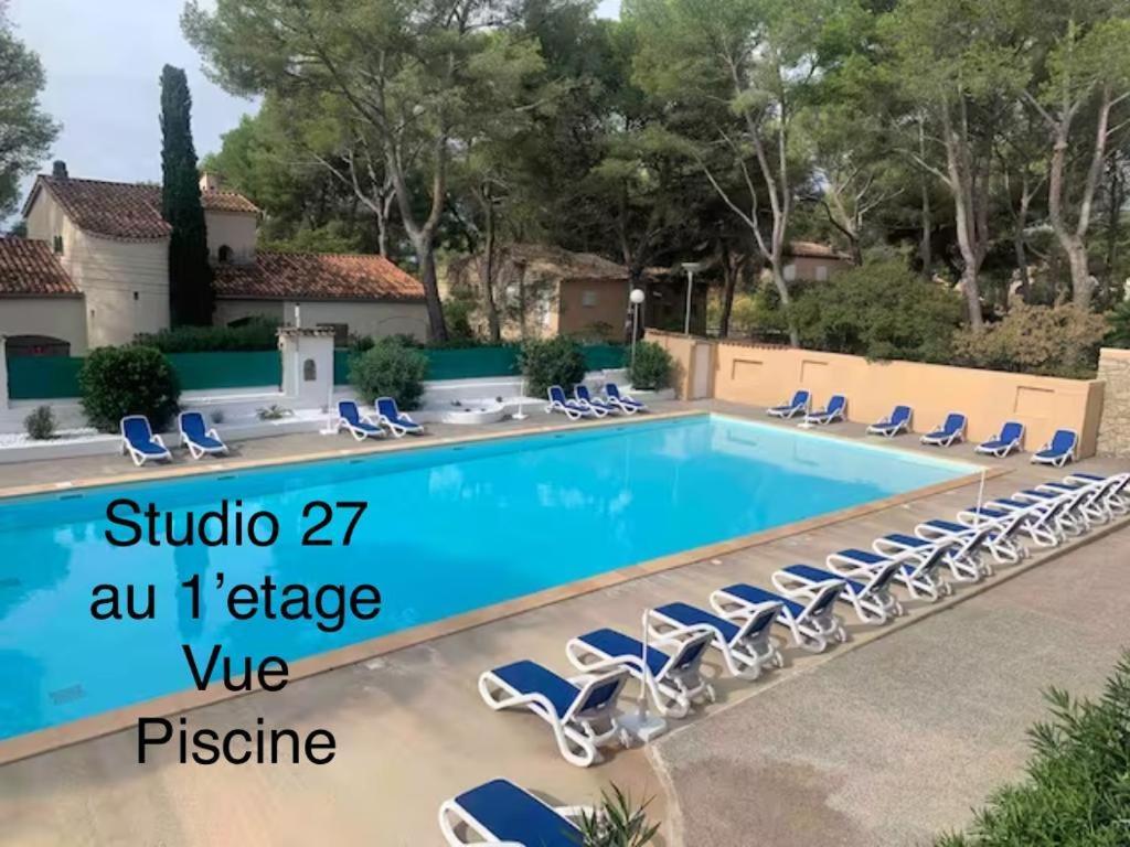 Les Appartements De La Marina Sanary-sur-Mer Esterno foto